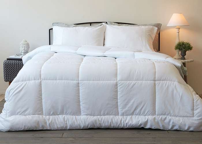שמיכת חורף הולופייבר למיטת יחיד או למיטה זוגית